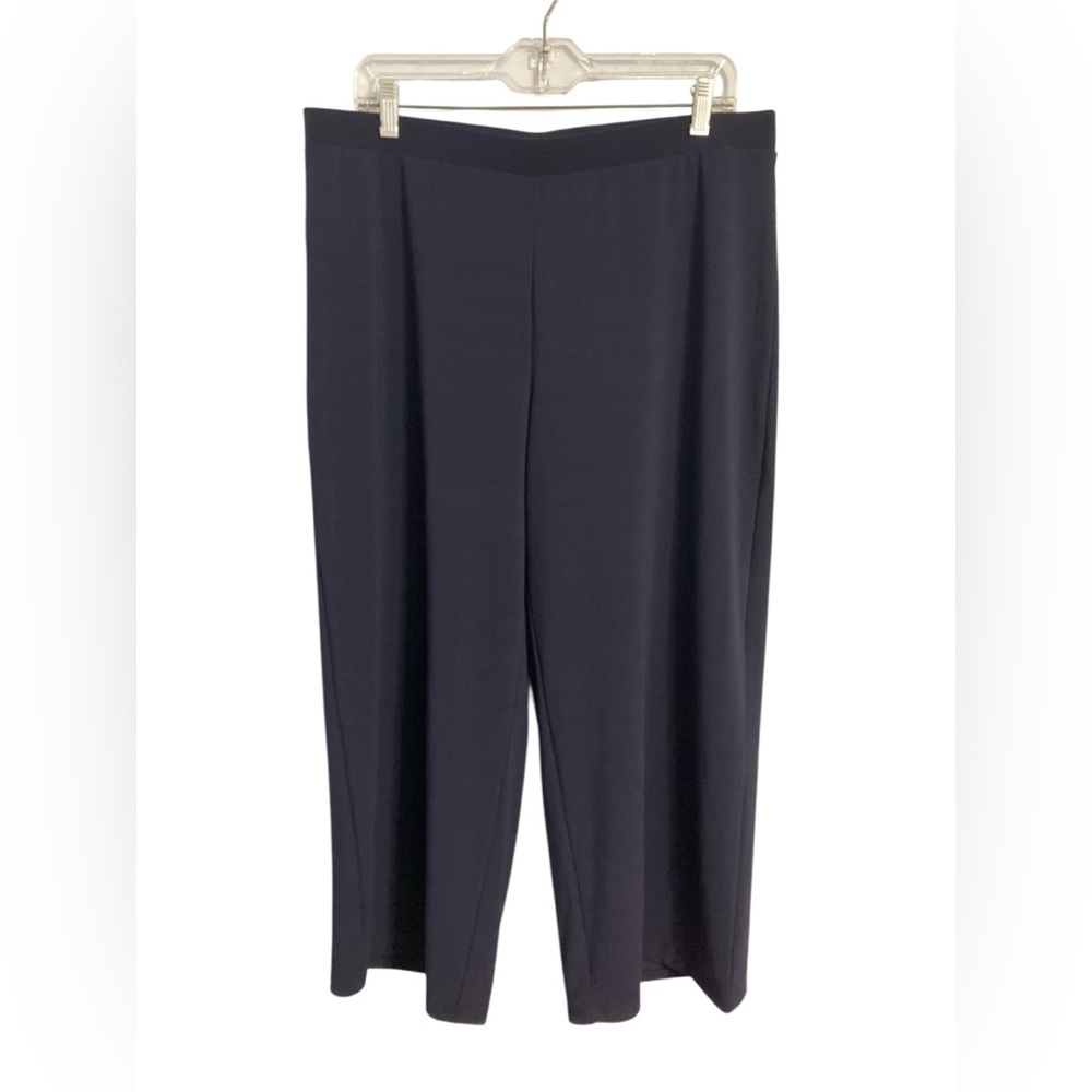 NWT Chico’s classic navy easy chic soft crop pants size 2 (12/14)